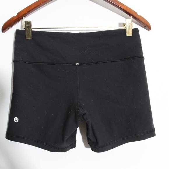 Lululemon Reverse Groove Short (Regular) Black Luon Mid-Rise Biker Size 6 - Picture 5 of 16